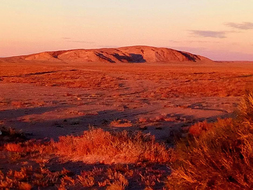 Монголия, пустыня Гоби, пески, верблюды